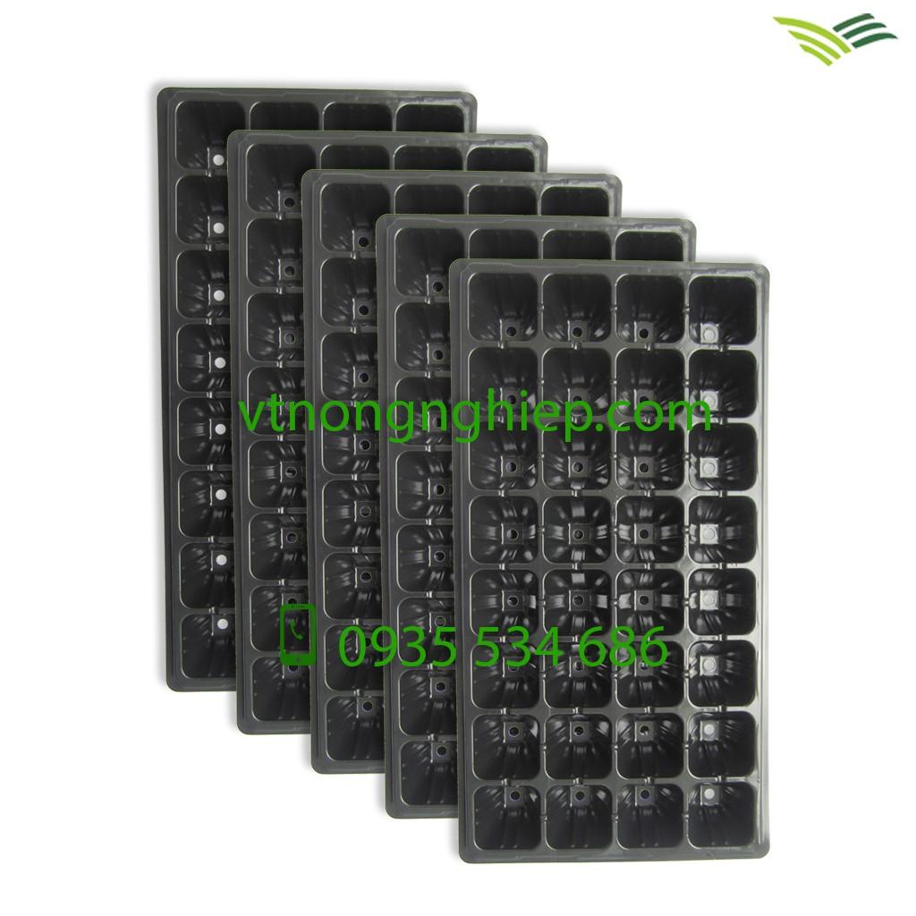 5 khay nhựa 32 lỗ ươm trồng cây.