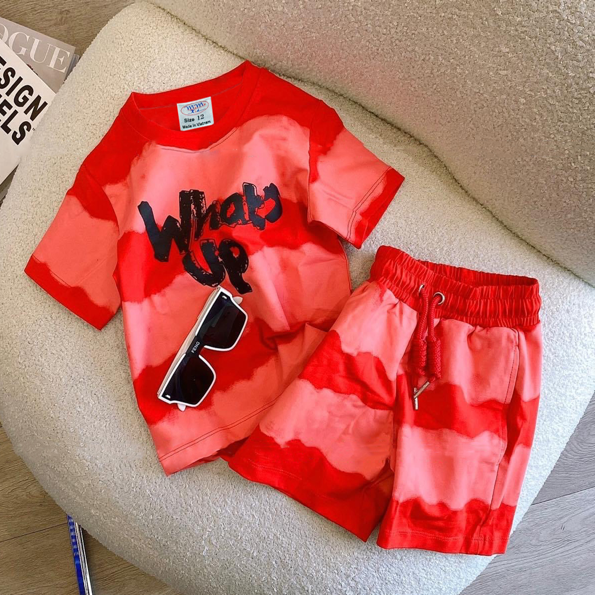 Đồ bộ bé trai vải thun hiệu MIMYKID quần lửng in chữ Whats Up đồ bộ cho bé - LMTK-B10TH4