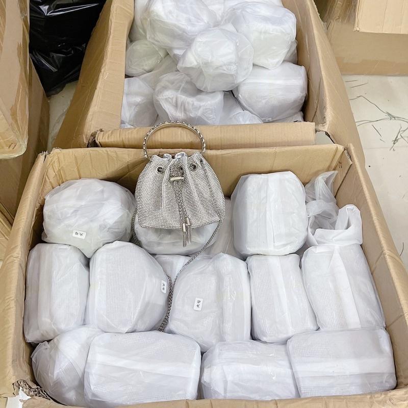 Túi đá ZuCi dây rút Túi đeo chéo nữ đeo vai kẹp nách đính đá sang chảnh dự tiệc QC vỡ hộp siêu đẹp Hotrend 2023 - X85A74