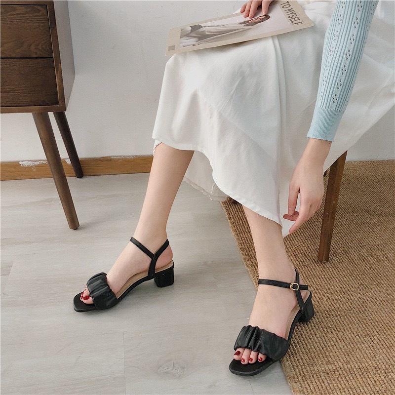 Dép sandal quai bèo nhúm gót vuông 4p cực xinh mẫu shop chụp