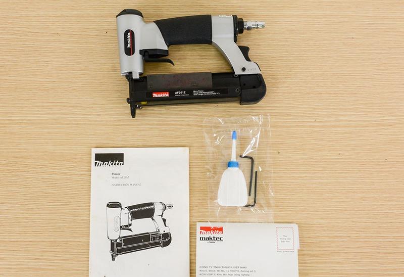 MÁY BẮN ĐINH HƠI 25MM MAKITA AF201Z- HÀNG CHÍNH HÃNG