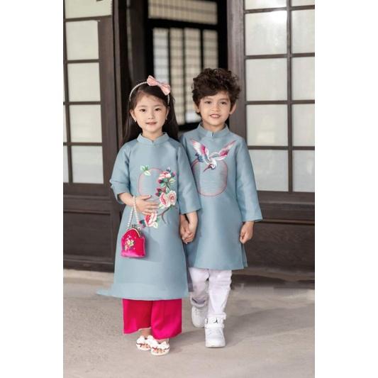 siêi phẩm sét áo dài cách tân mẹ bé gia đình cáo cấp đẹp sang chảnh. áo dài thiết kế chất tapta cao cấ8p