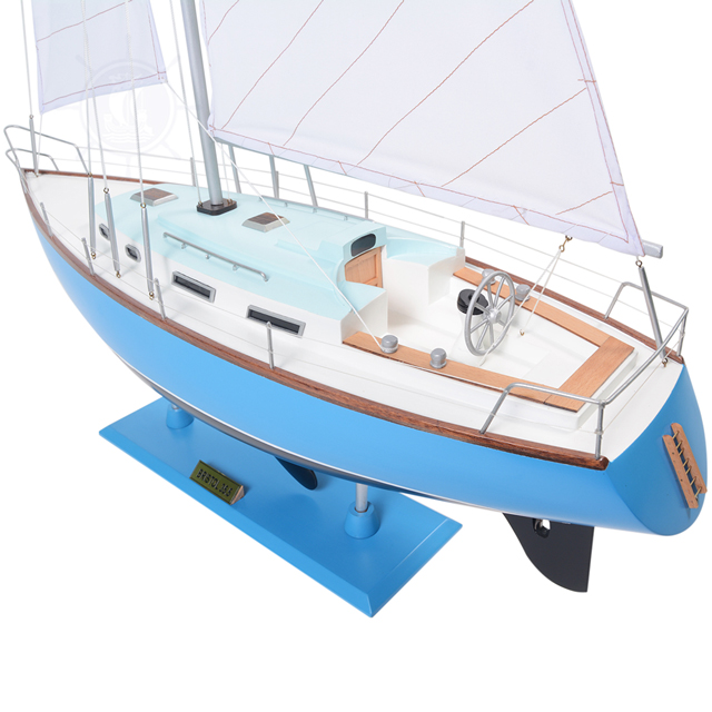 Mô Hình Thuyền Buồm Bristol 35.5 Bằng Gỗ Dùng Để Trưng Bày Trang Trí Dài 74 Cm