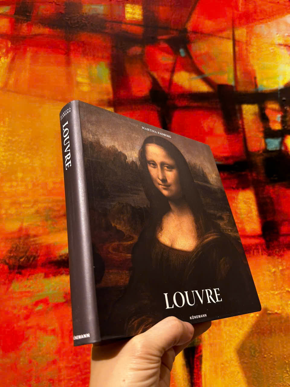 Sách - Louvre by Martina Padberg - Nghệ thuật tiếng Anh/ Art Book in English