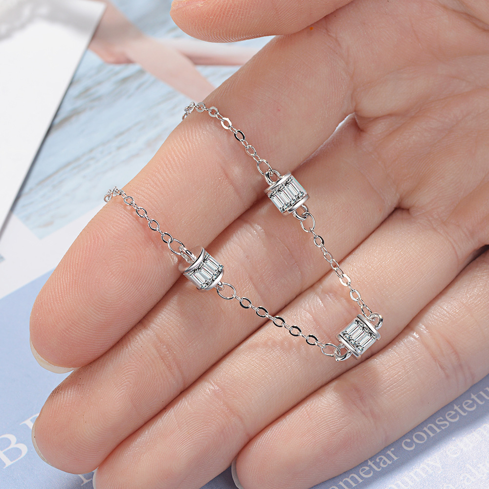 Lắc tay nữ thời trang hàn mẫu mới cực dễ thương LT72