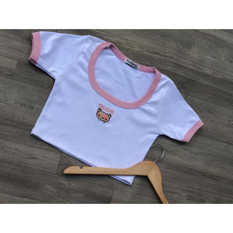 Áo croptop thiêu mèo phối viền hồng