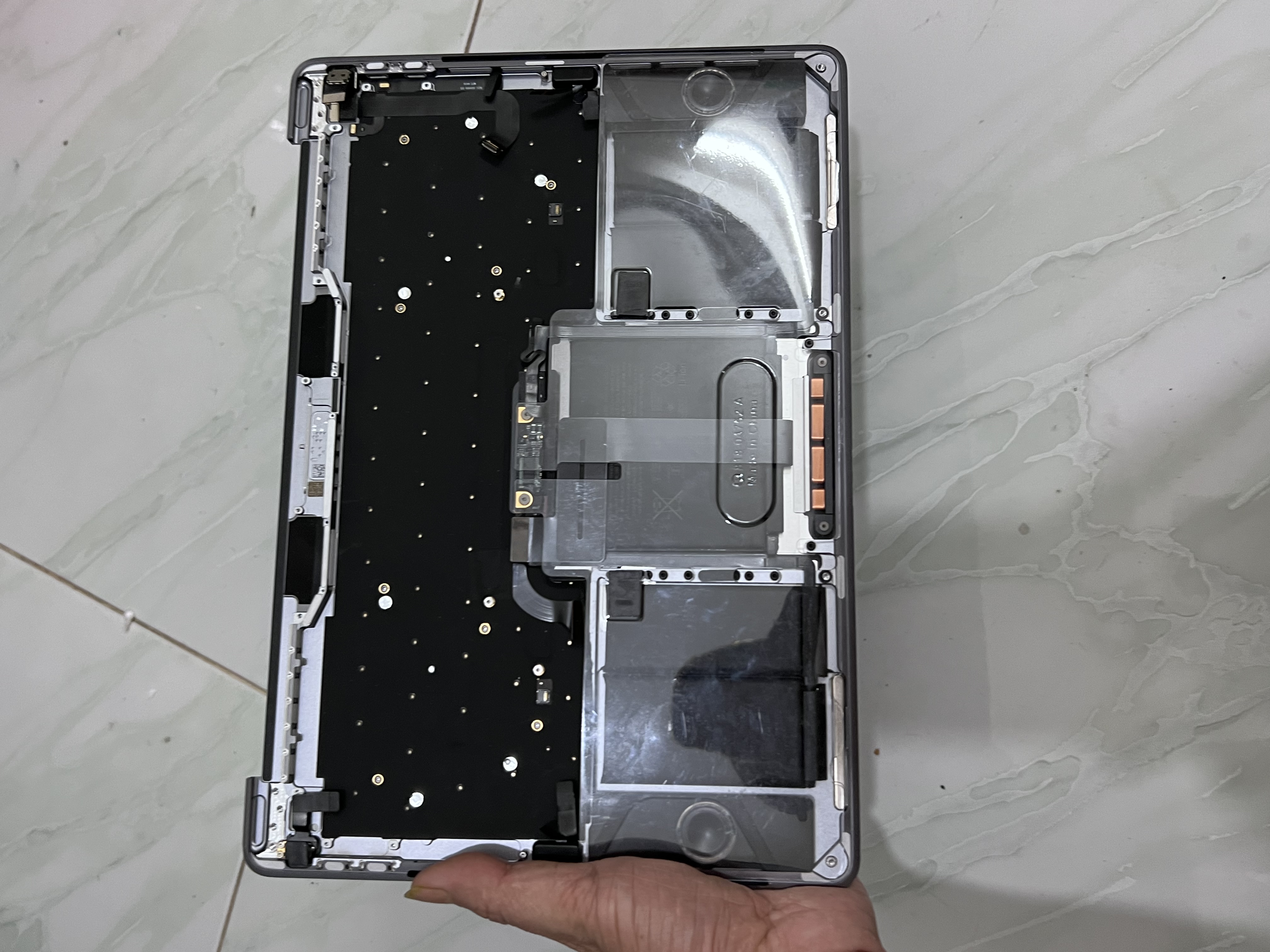 Pin A1819 dùng cho MacBook Pro Rentina 13 2016-2017 A1706 (Zin Tháo Máy)