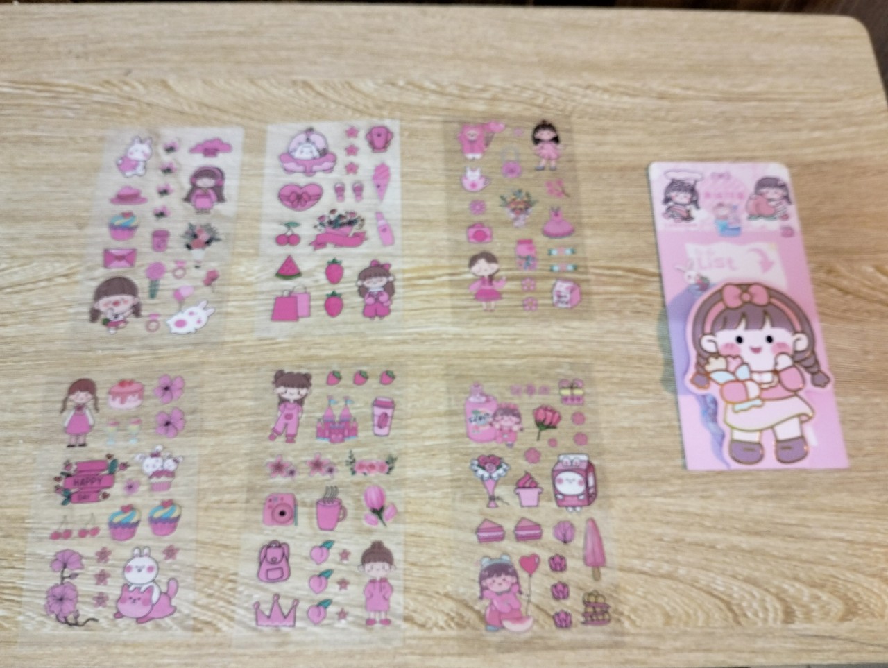 Tập sticker cô bé đáng yêu, rõ nét dùng để trang trí sổ tay, bàn học, sách vở