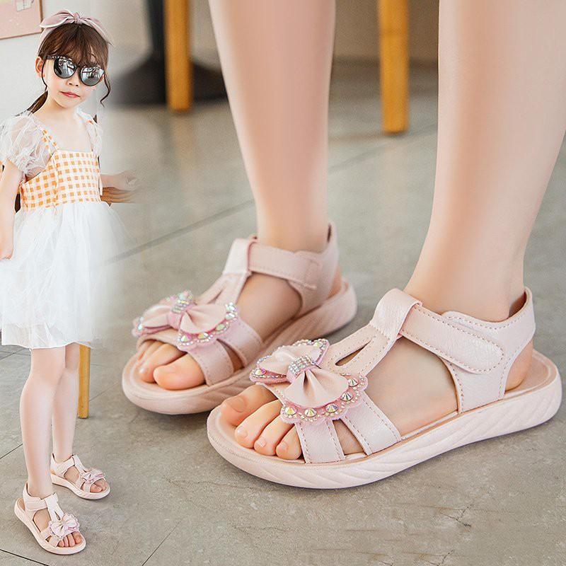 Sandal Bé Gái 2-13 Tuổi Quai Ngang Siêu Nhẹ Đế Êm Chống Trơn Trượt Gắn Nơ Đính Đá Phong Cách Hàn Quốc D36