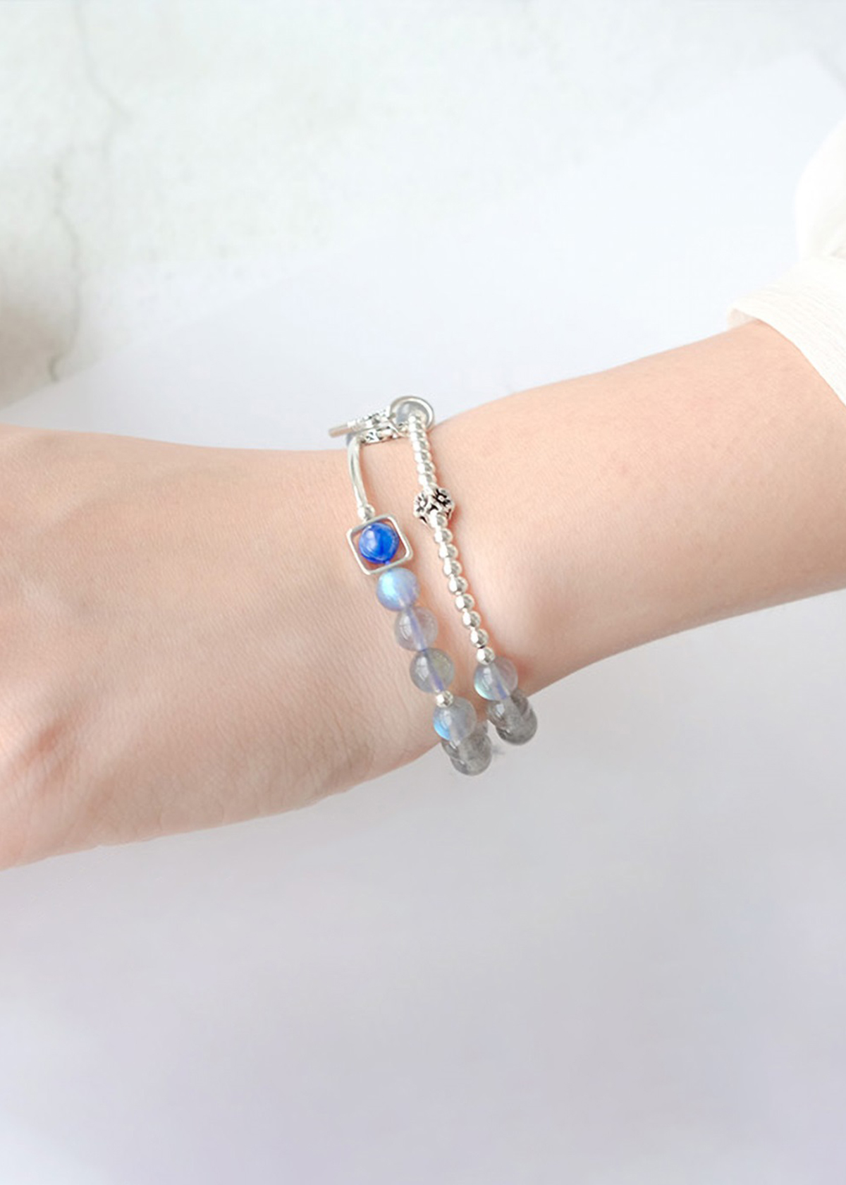 Vòng 2 line đá xà cừ ánh xanh phối charm khóa mệnh thủy, kim - Ngọc Quý Gemstones