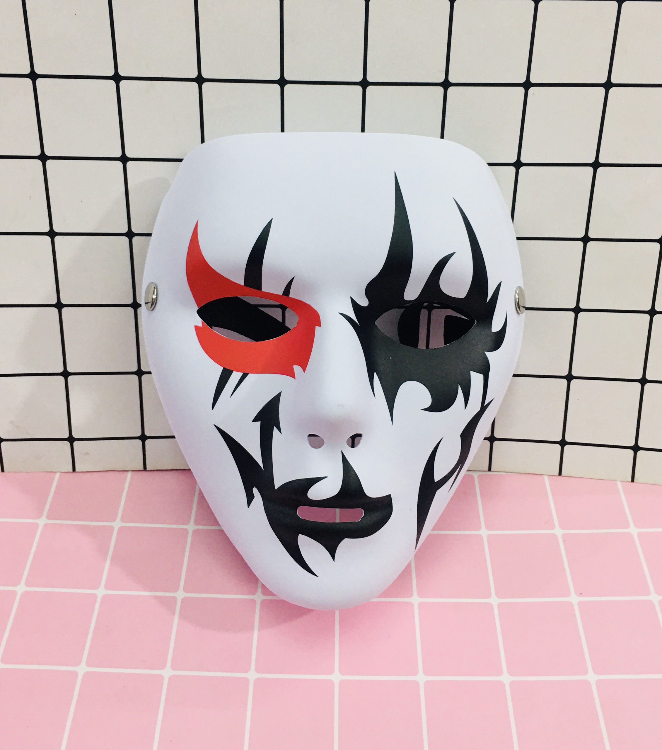 Mặt nạ hoá trang trắng đen đỏ Halloween