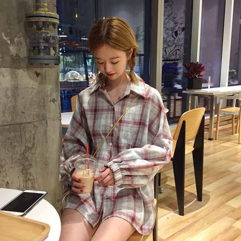 Áo sơ mi tay dài dáng rộng hoạ tiết sọc ca-rô phong cách retro