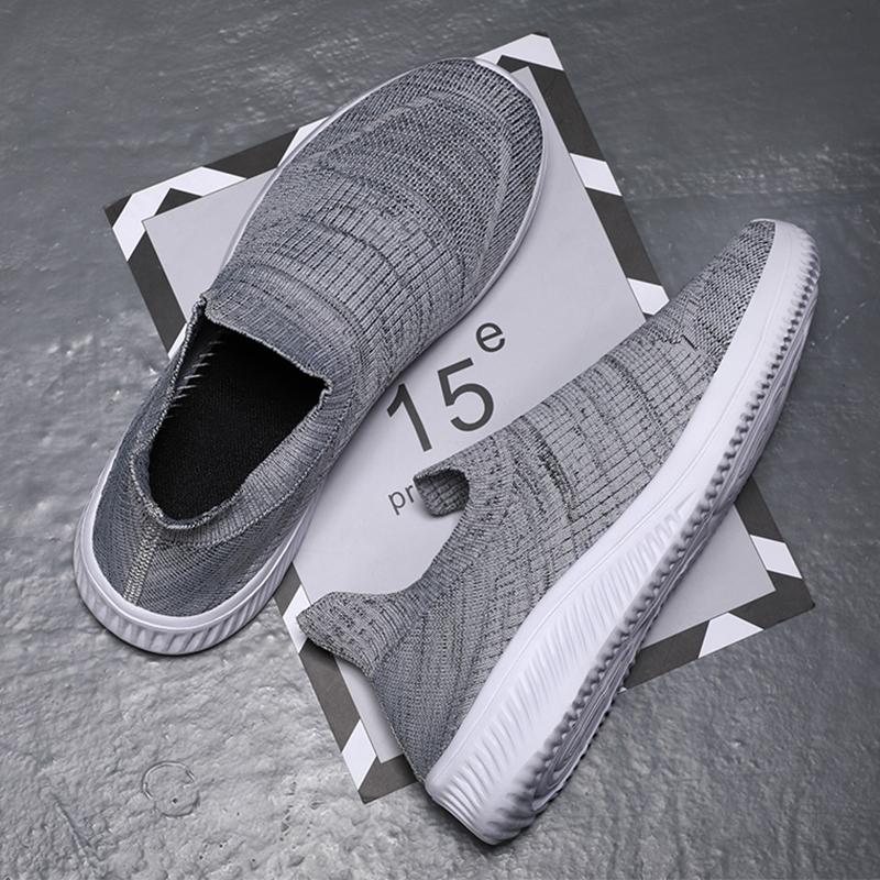 Giày thể thao nam 2021 Giày thời trang mới Giày nam của nam giới bay giày thể thao. Color: Black Shoe Size: 44