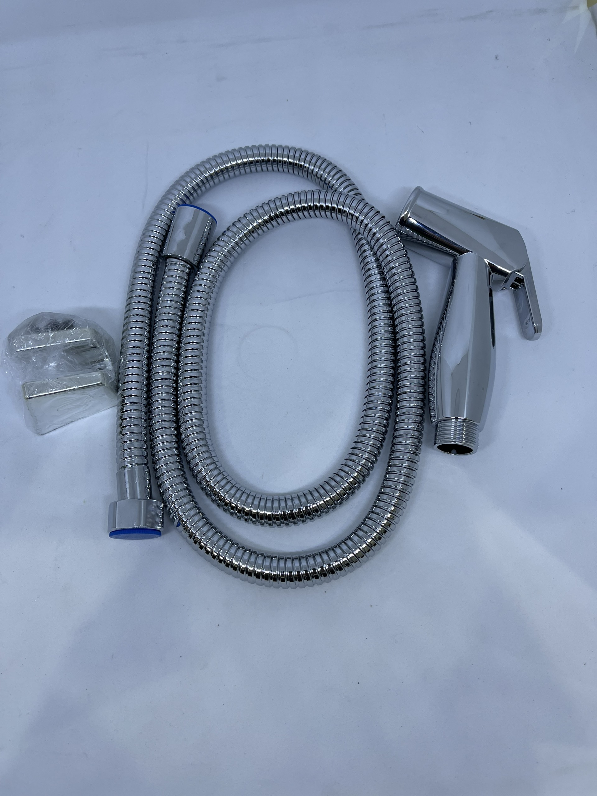 Bộ vòi, dây xịt Cotto Thai, dây bằng inox, áp lực phun mạnh, bền đẹp