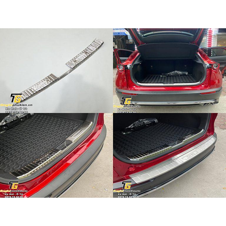 Ốp chống trầy cốp INOX Mazda CX-30, CX30