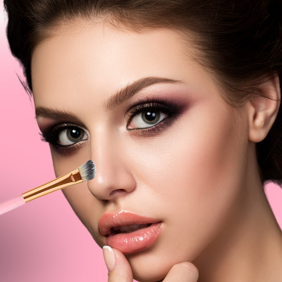 Cọ tạo khối mũi đầu dẹp BH Cosmetics Pink Studded Elegance 10