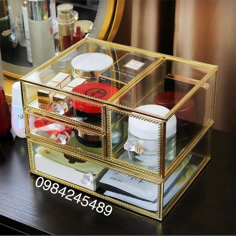 Tủ đựng mỹ phẩm cao cấp viền kim loại