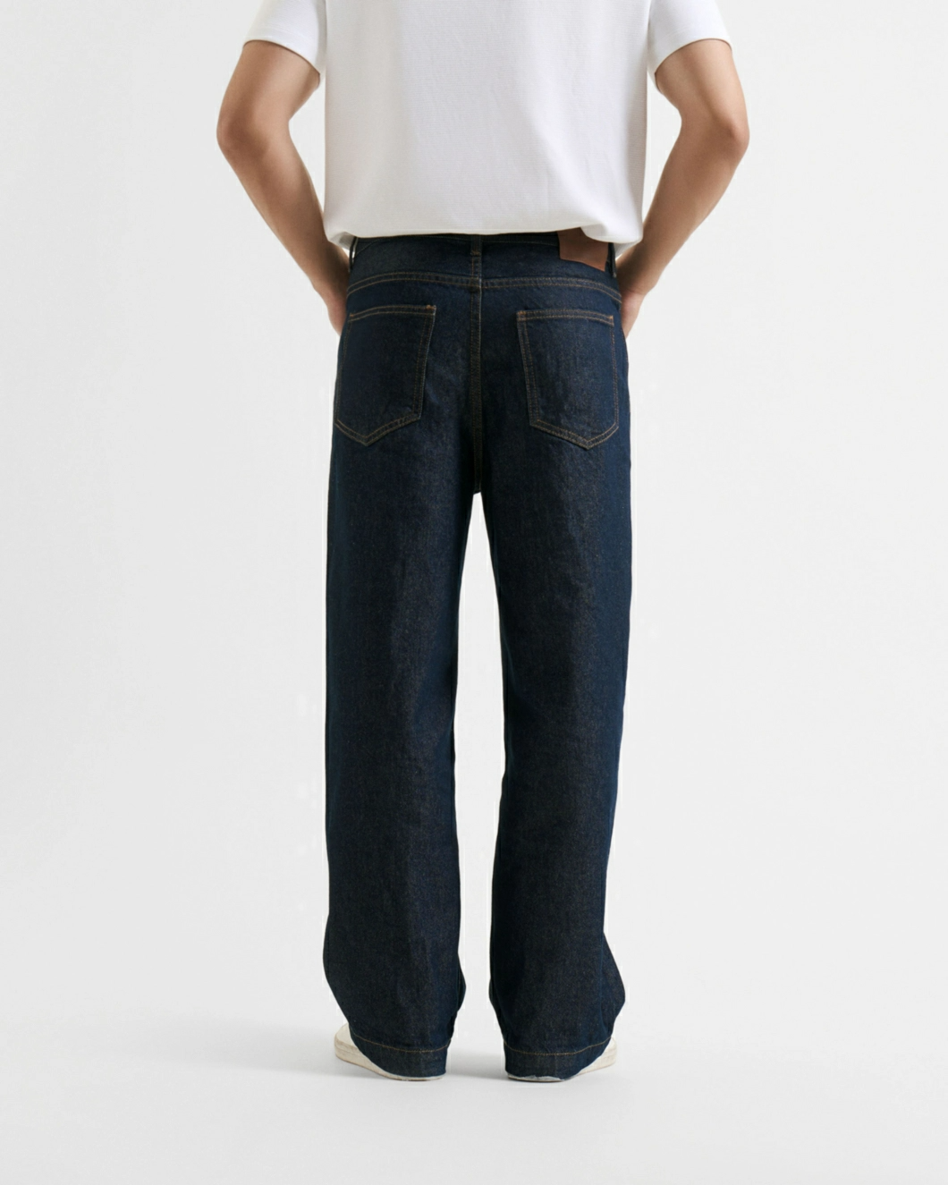 Quần jeans nam ROUTINE màu Xanh navy đậm form Straight ống suông - 10F24DPA002 | LASTORE MENSWEAR