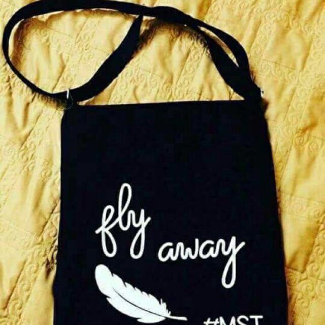 TÚI TOTE FLY AWAY