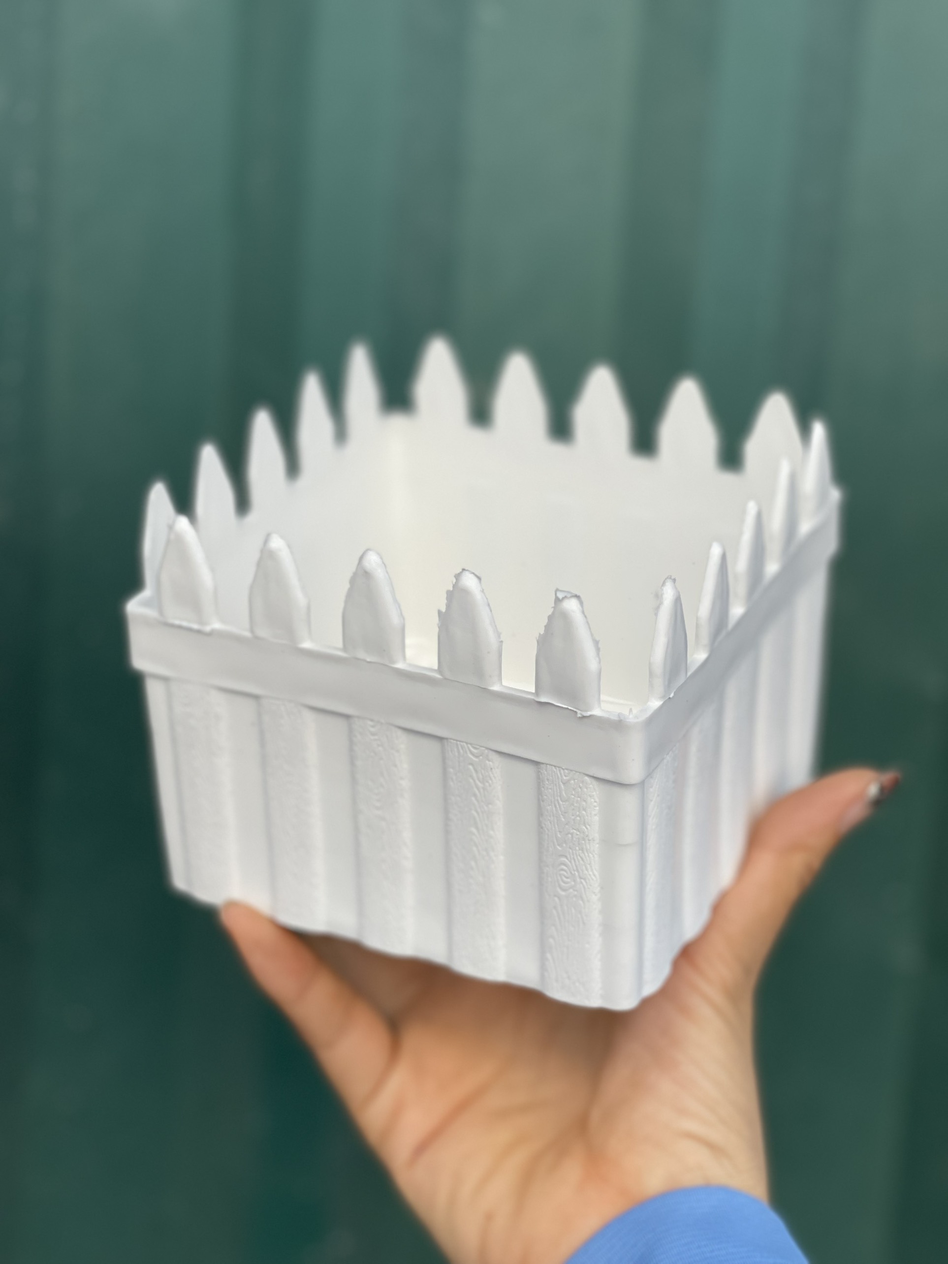 Chậu Hàng Rào Tre Trồng Hoa Size 11x11x9 cm