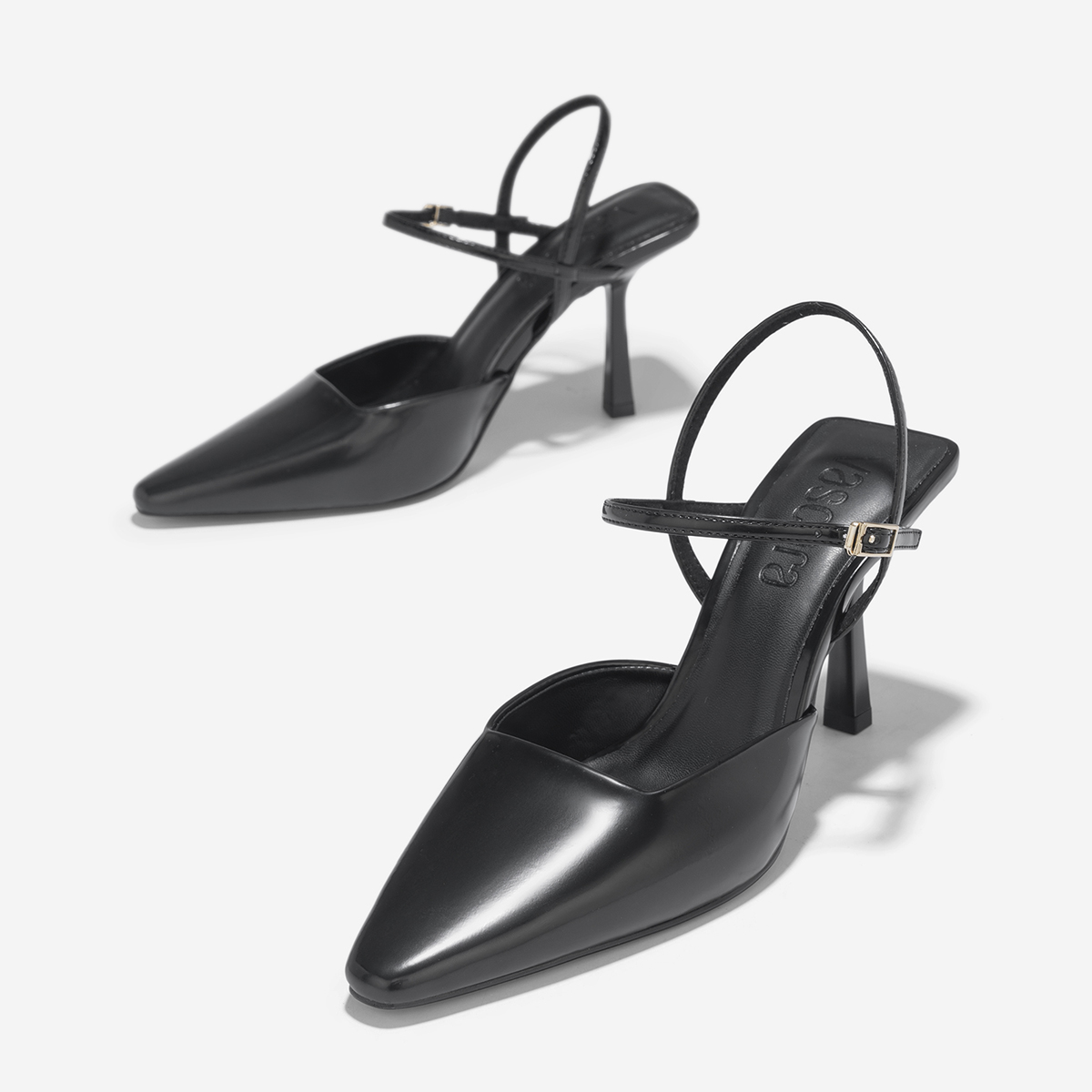 Vascara Giày Bít Mũi Nhọn Nhấn Quai Ankle Strap - BMN 0664