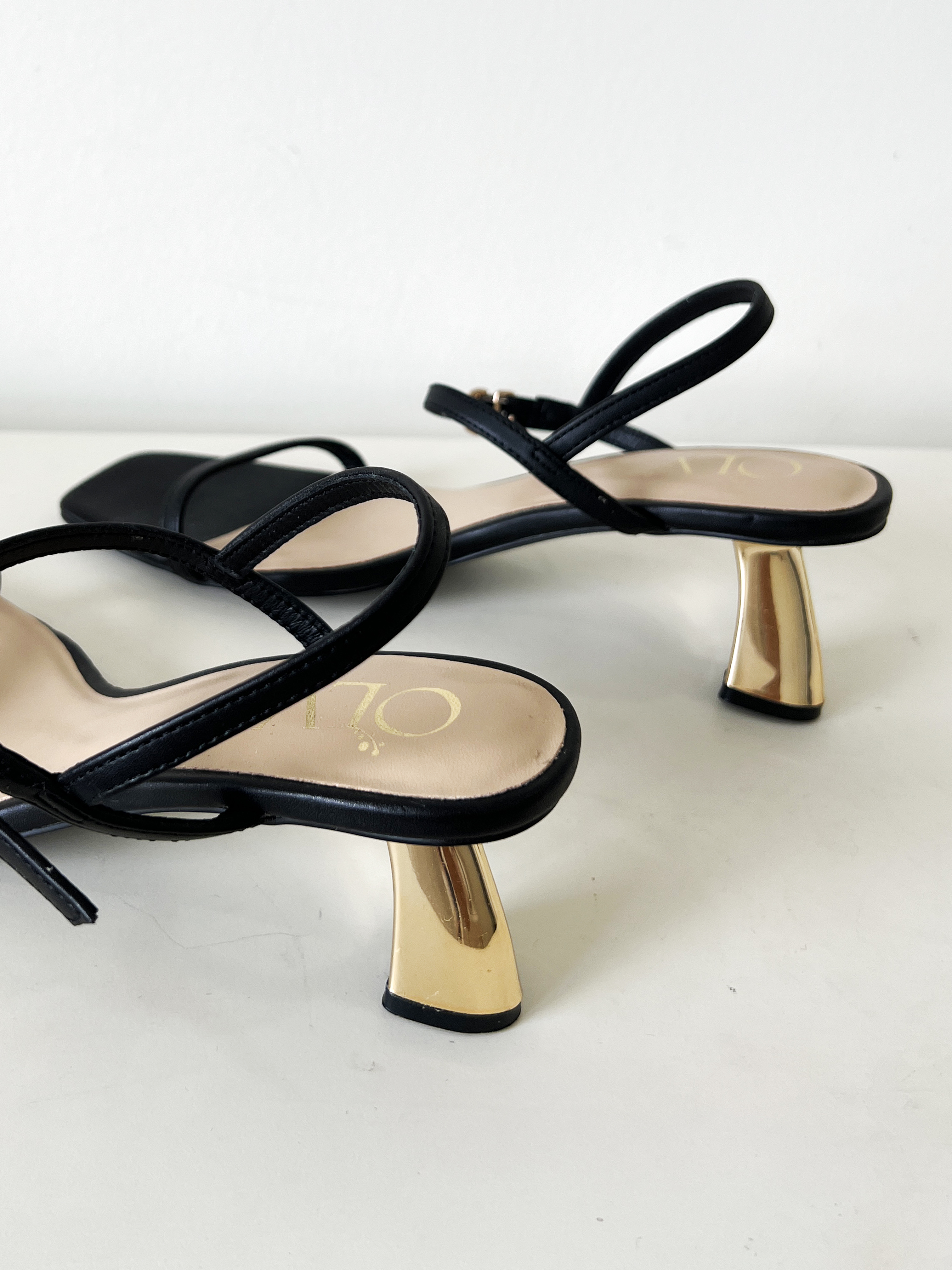 OLV - Giày Thin Strap Heels