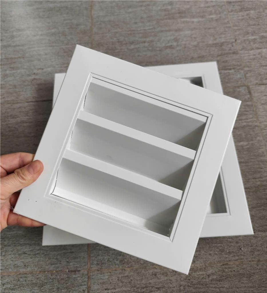 Cửa gió chớp nan Z 300x300mm kèm lưới chắn côn trùng lắp ngoài trời tránh hắt mưa