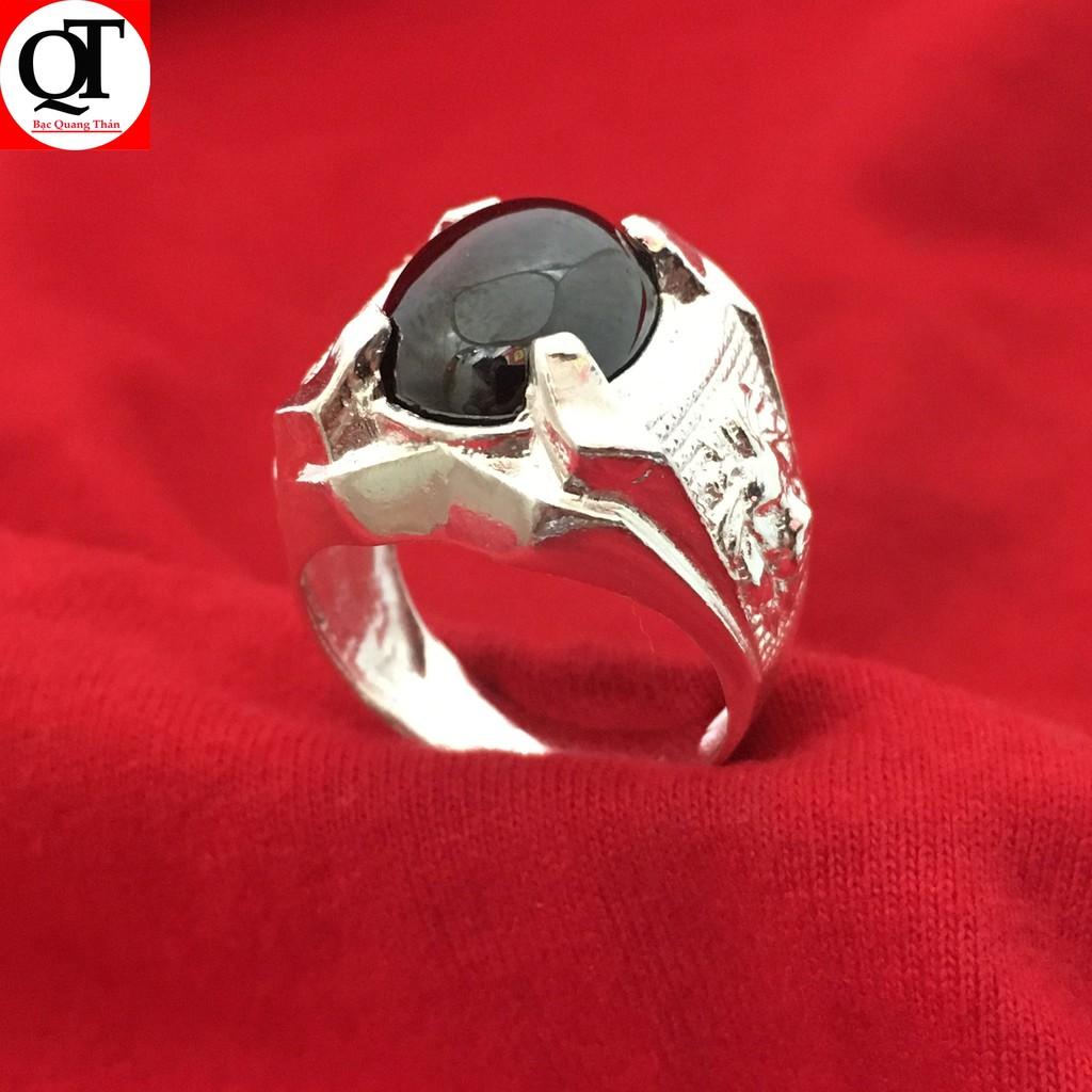 Nhẫn nam bạc ta đúc nguyên chiếc mặt đá hình ovan màu đỏ , đen trang sức Bạc Quang Thản – QTNU5
