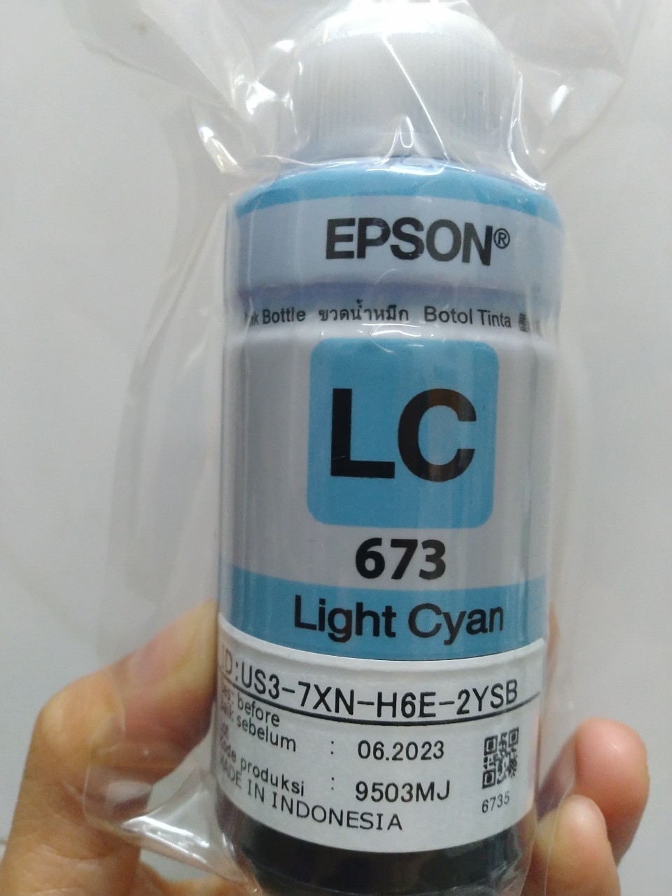 Mực Epson 673 màu xanh nhạt dành cho máy Epson L805 / L850 / L1800 / L810 / L800- LC