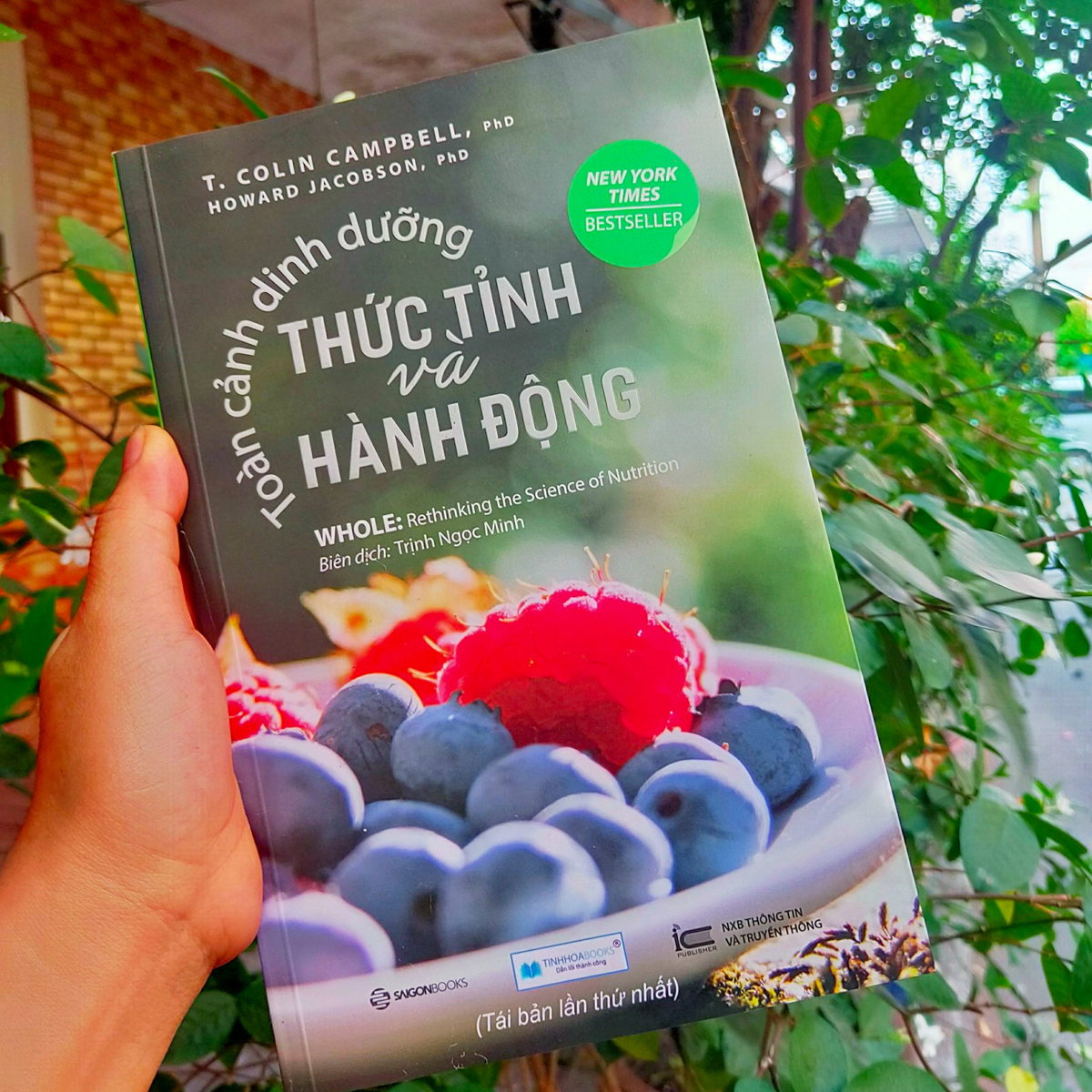 Combo sách: Ăn lành sống mạnh Trái đất thêm xanh + Bí mật dinh dưỡng cho sức khỏe toàn diện (TB) + Toàn Cảnh Dinh Dưỡng - Thức Tỉnh Và Hành Động