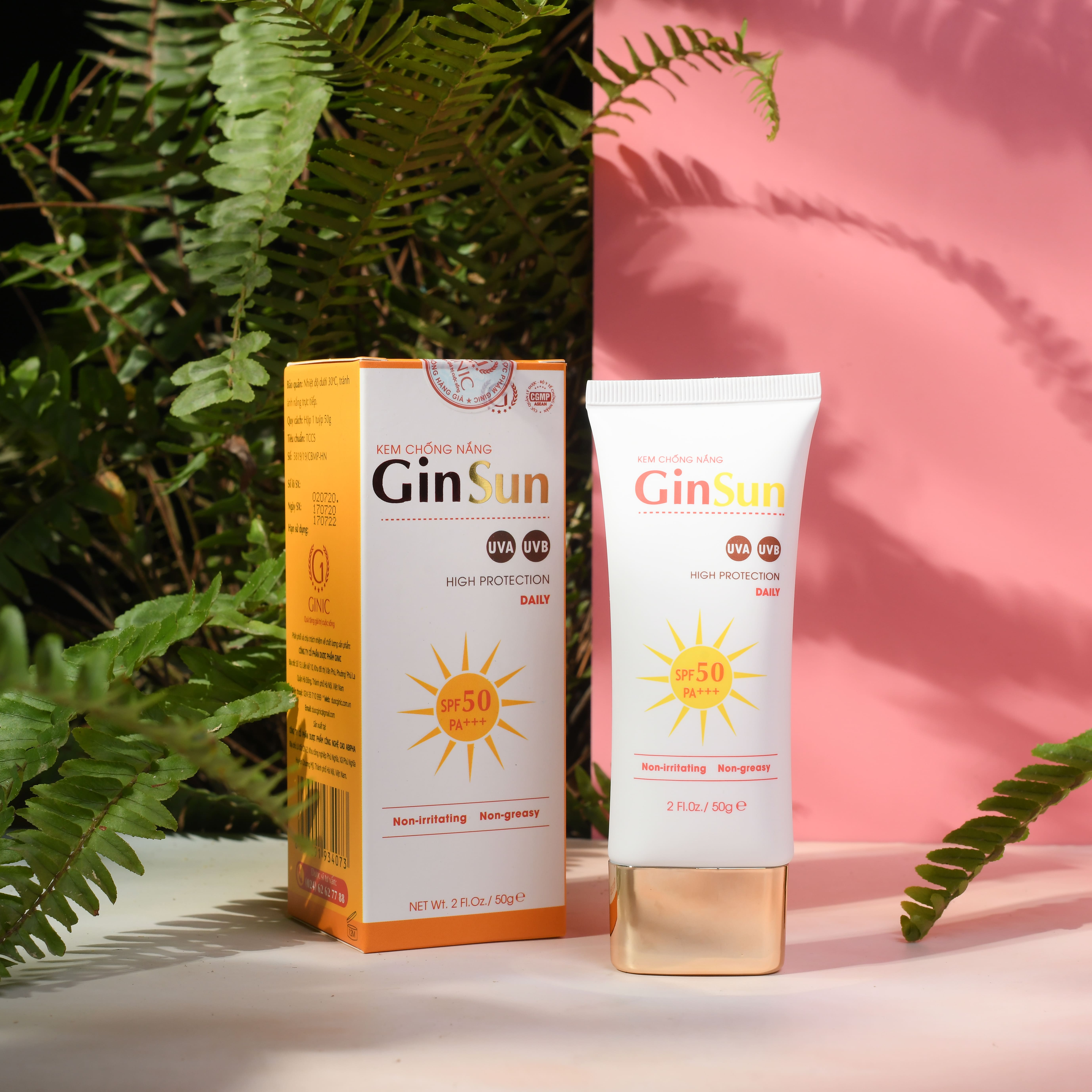 Kem Chống Nắng GINSUN 50G Với SPF50 Giúp Lọc Tia Tử Ngoại, Chống Tia UVB, Bảo Vệ Da Trong Nhiều Giờ.