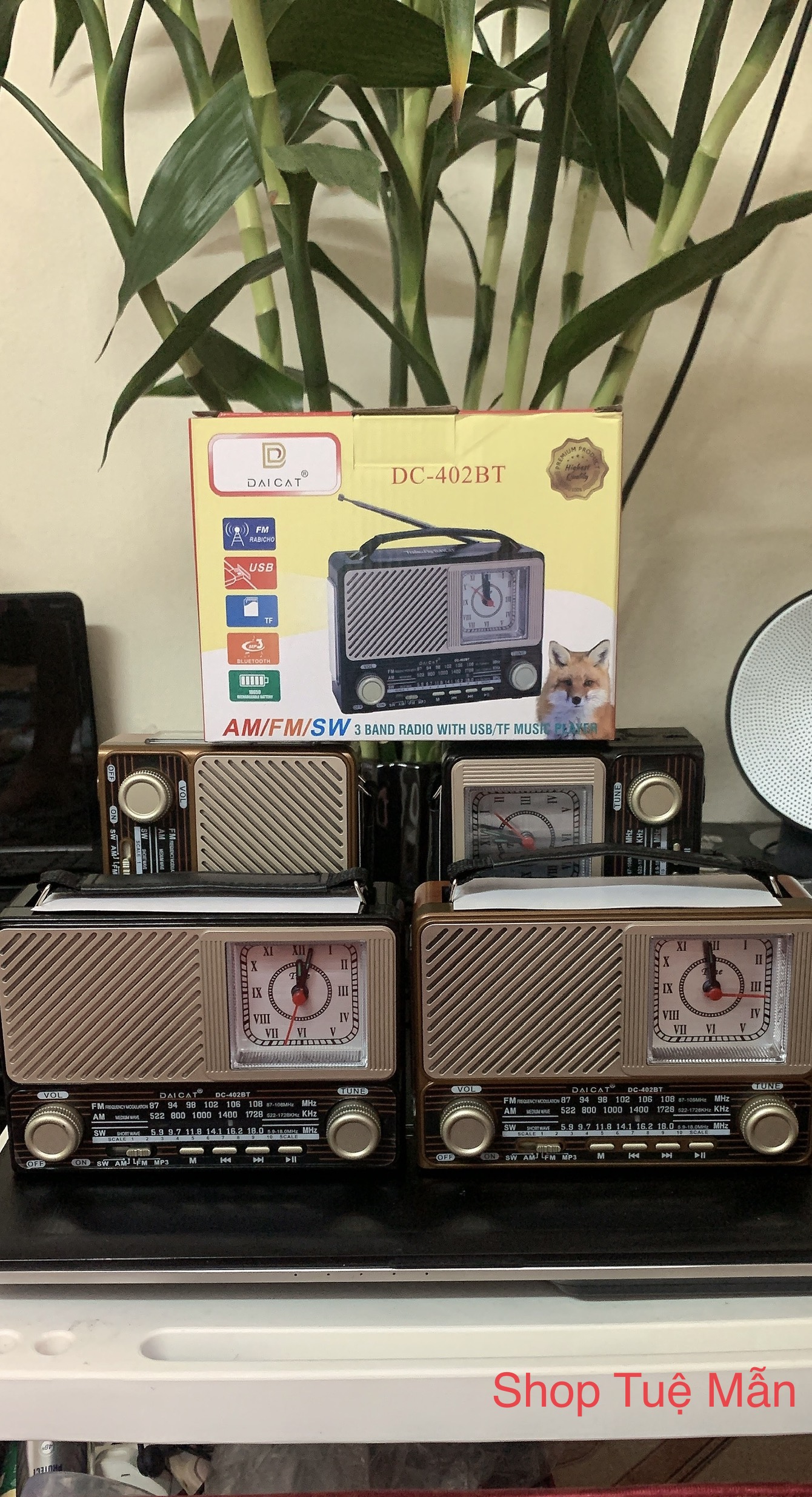 ĐÀI RADIO USB NGHE NHẠC WAXIBA XB-402 BT CÓ ĐỒNG HỒ ,NGHE FM/AM/SW LOA SIÊU LỚN hàng chính hãng