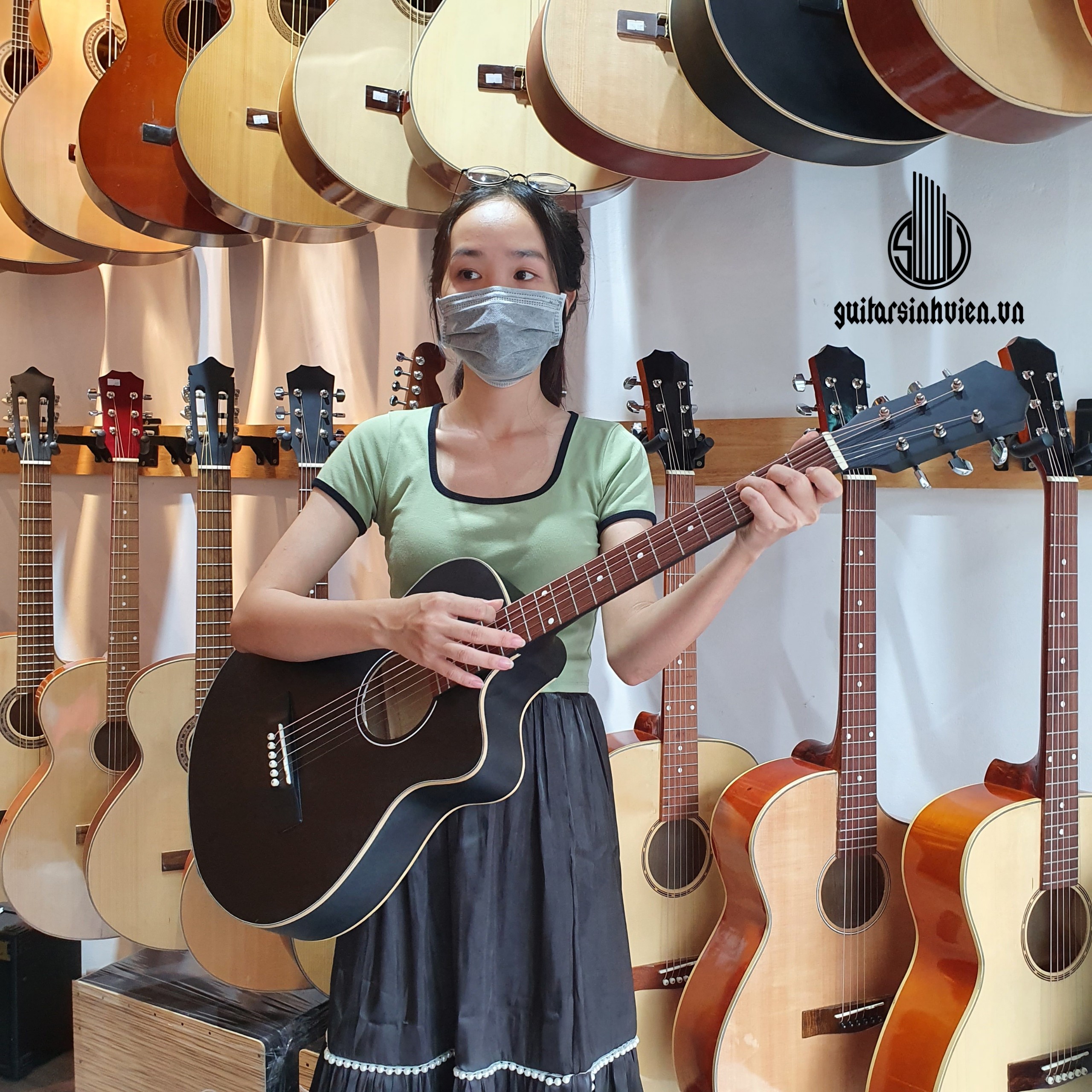 Đàn guitar mini màu đen acoustic - Tặng kèm bao da và phụ kiện