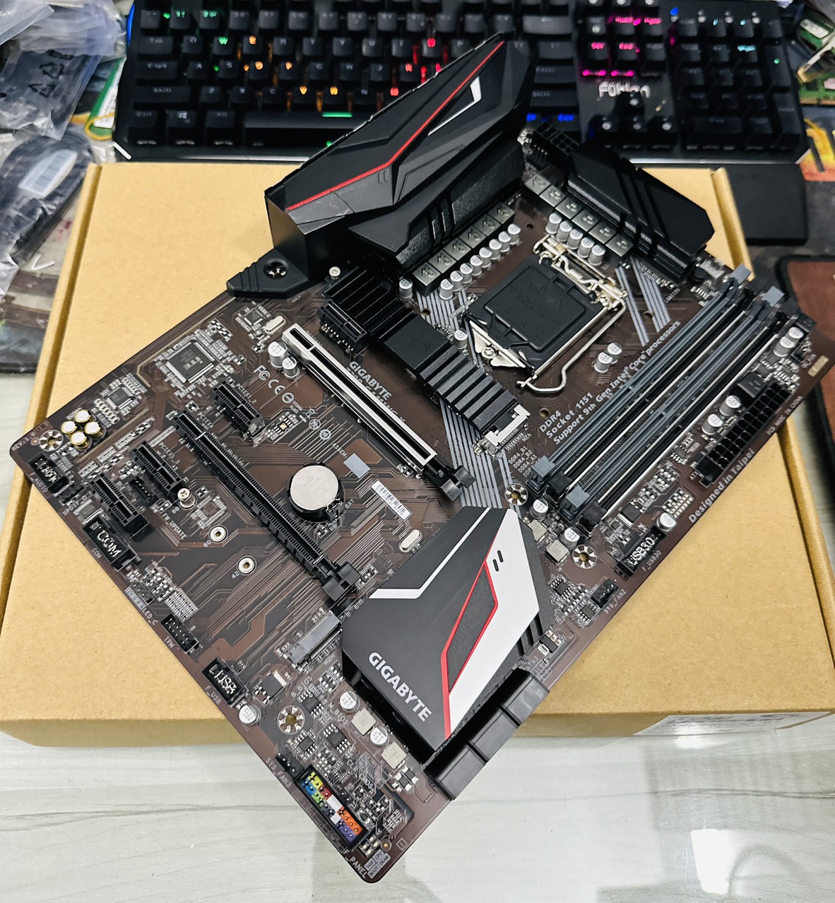 Bo Mạch Chủ (Mainboard) GIGABYTE Z390 GAMING X (HÀNG CHÍNH HÃNG)