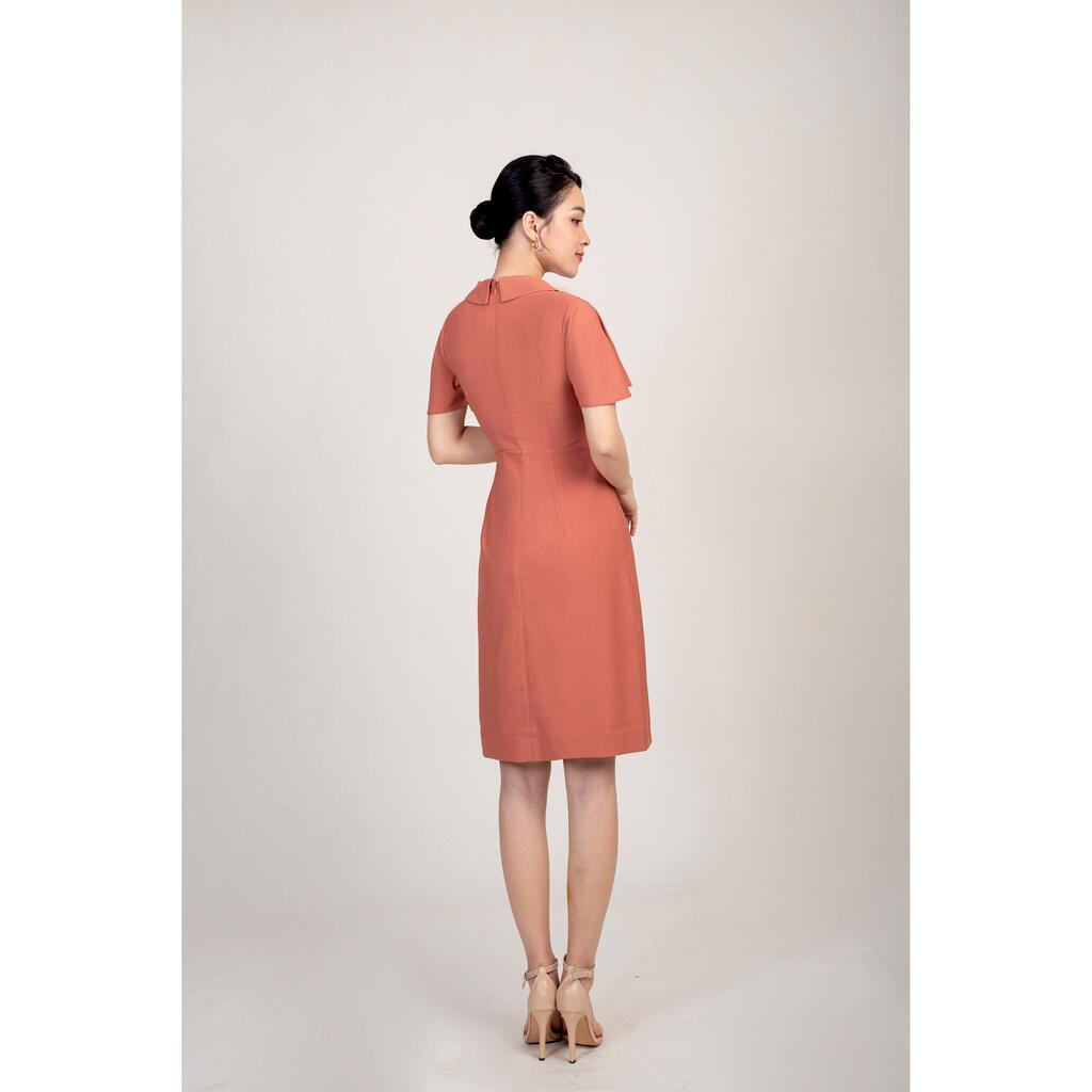 Đầm Suông Tay Hến Đính Hoa Cổ MMOutfit D11201401