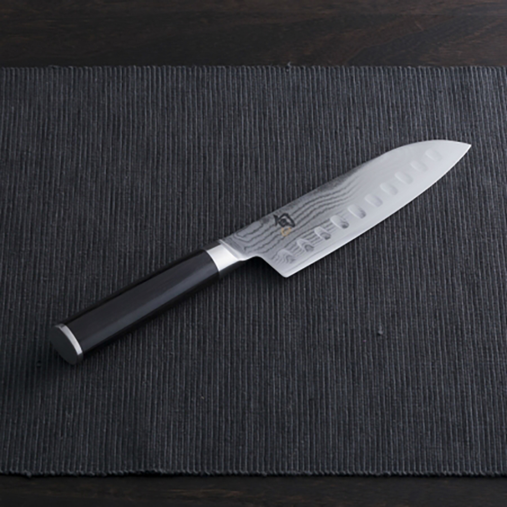 Dao bếp Nhật cao cấp Shun Classic H.G. Santoku - Dao thái đa năng thép Damascuss 33 lớp DM0718 (180mm)