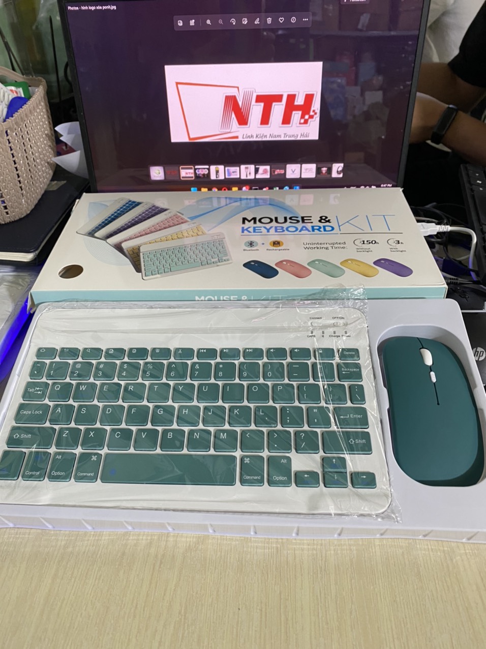 Combo bàn Phím Chuột Mini Bluetooth