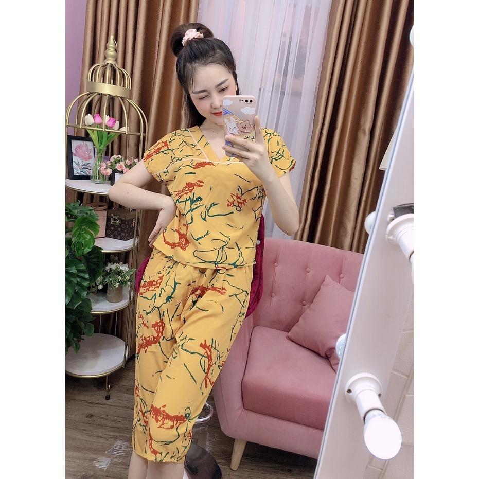 Đồ bộ lửng lụa họa tiết hoa lạ