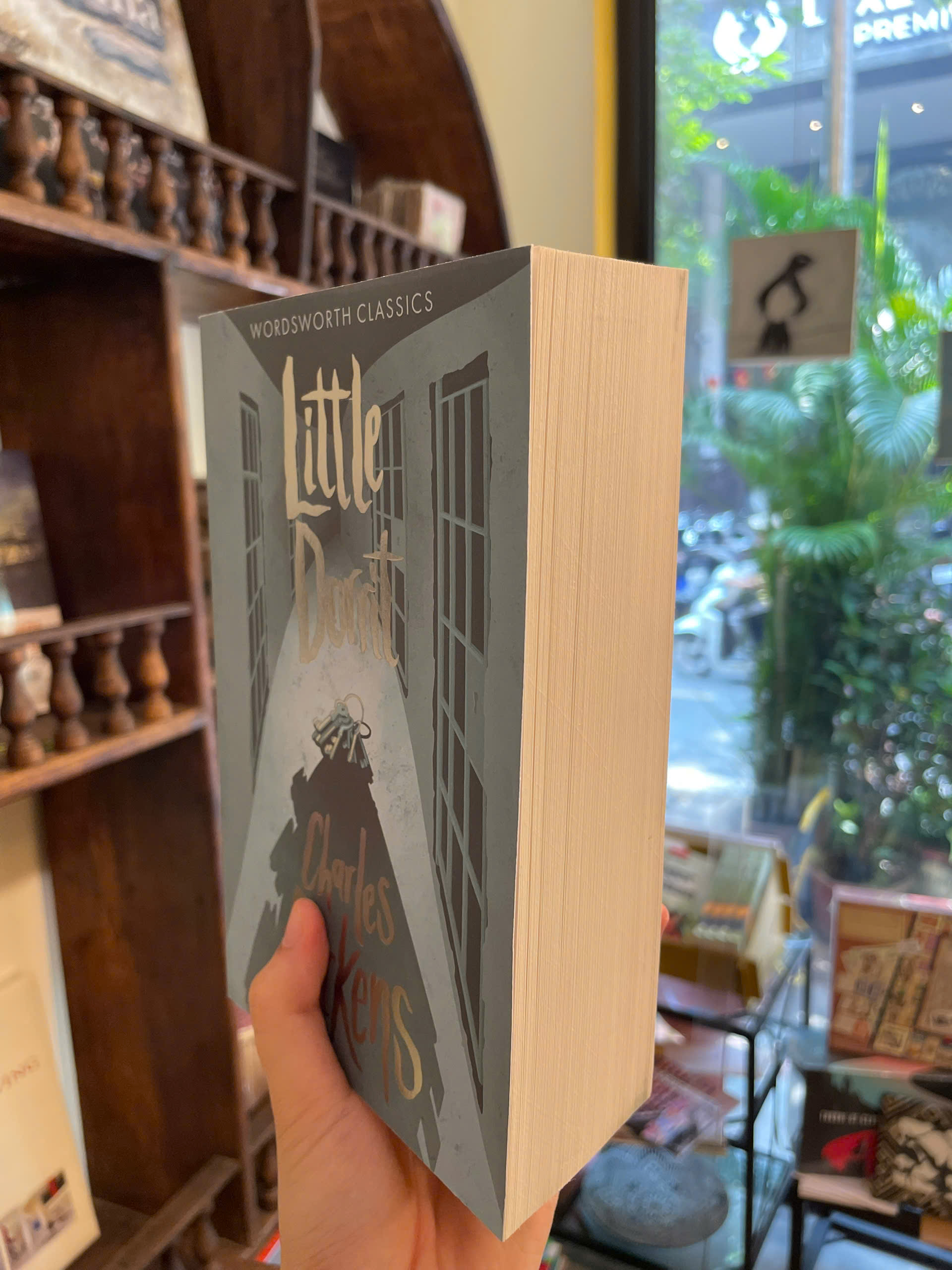 Sách - Little Dorrit by Charles Dickens - Classics/Fiction/Literature book in English - Ngoại Văn