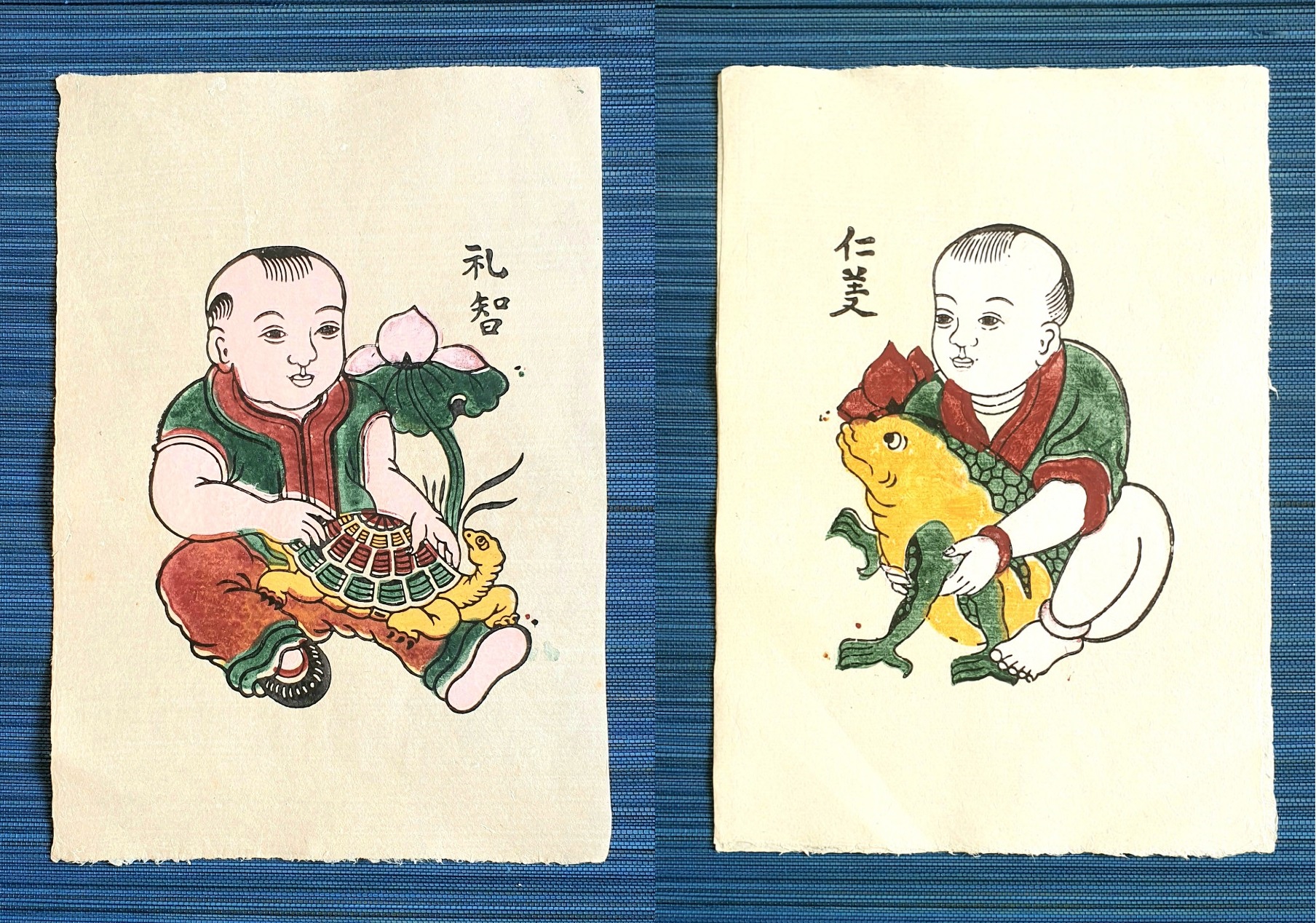 Cặp tranh Đông Hồ Bé ôm Cóc, Bé ôm Rùa - Cặp tranh Nhân nghĩa Lễ trí - Dong Ho folk woodcut painting