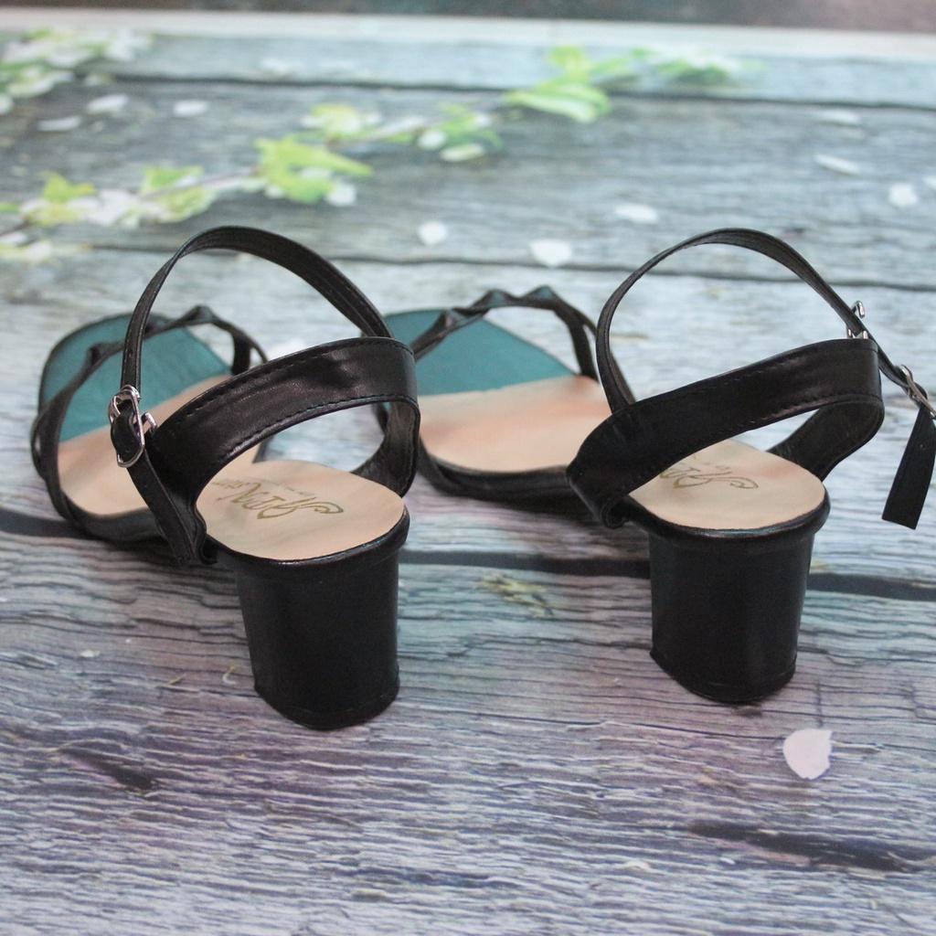 Giày sandal cao gót vuông 5p quai thắt chéo
