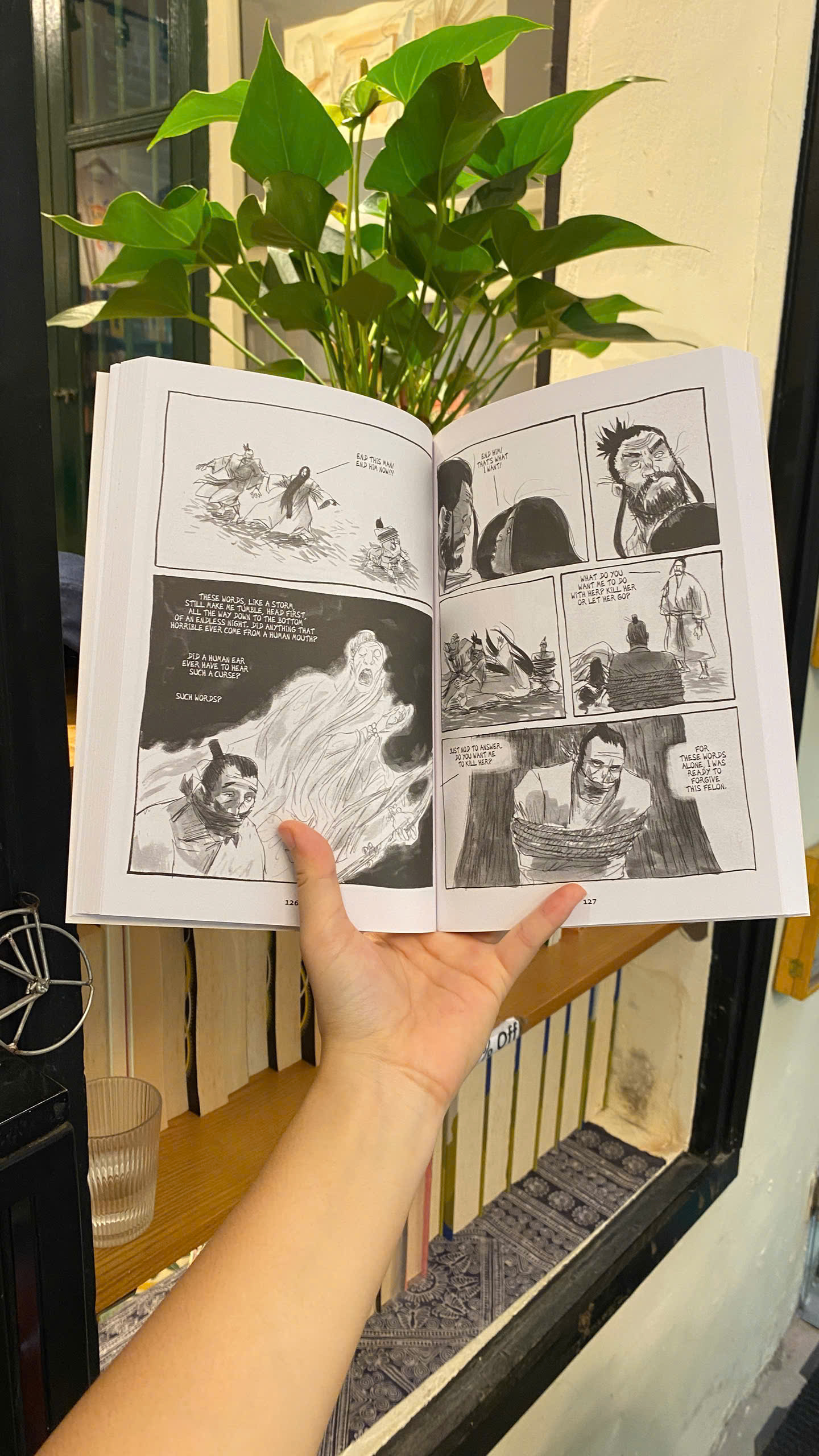Sách - Akutagawa's Rashomon and Other Stories: Manga Edition | Truyện tranh Tiếng Anh / Nhập khẩu