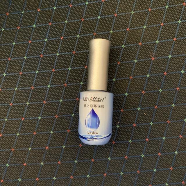 Gel đặc tạo giọt sương