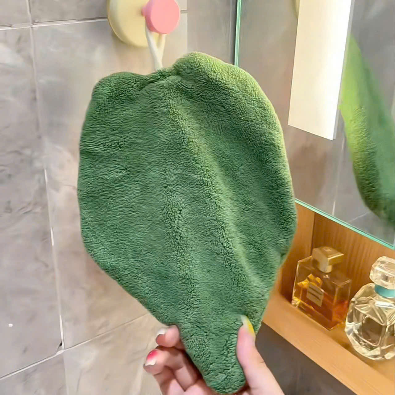 Khăn Lau Tay Nhà Tắm &amp; Khăn Decor Nhà Bếp Siêu Thấm Hút – Khăn Lông San Hô Mềm Mại, Hoa Văn Lá Dễ Thương, Nhanh Khô- HÀNG CHÍNH HÃNG MINIIN