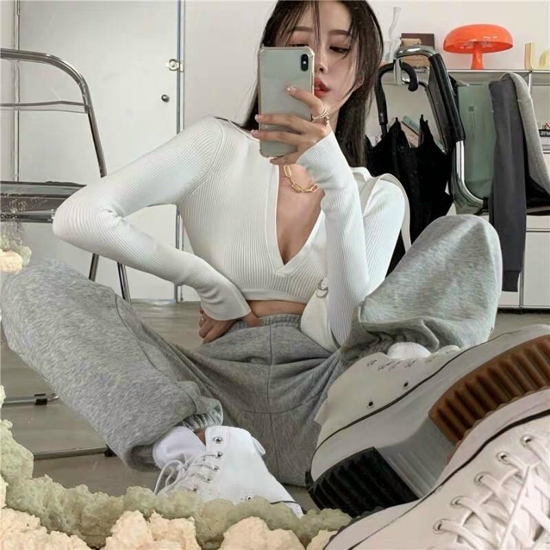 Áo croptop tay dài polo hở lưng siêu sẽy-B5N