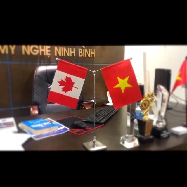 [Kèm Video-Ảnh Thật] Cờ Để Bàn Việt Nam-Canada Đế Inox