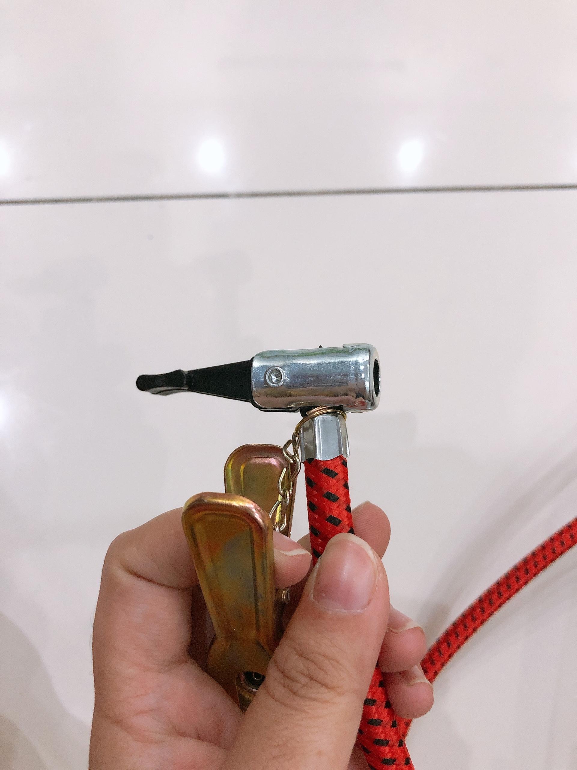 Dụng Cụ Bơm Hơi Bánh Xe Đạp Chân Đa Năng Mini Tiện Dụng Dùng Cho Xe Đạp, Xe Máy - Màu Giao Ngẫu Nhiên - Vận Chuyển Miễn Phí Toàn Quốc