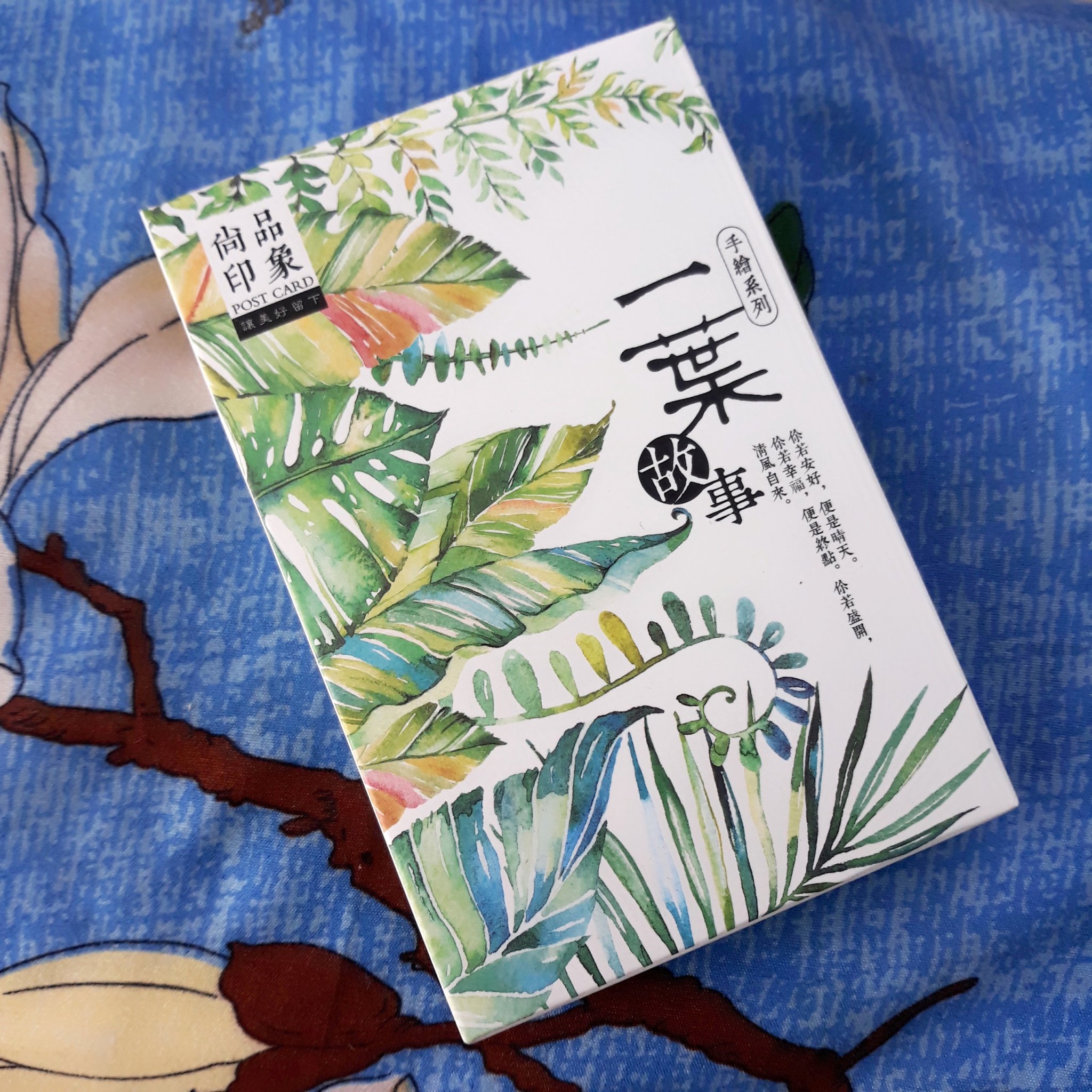 Hộp 36 Post Card Chủ Đề Hoa Lá