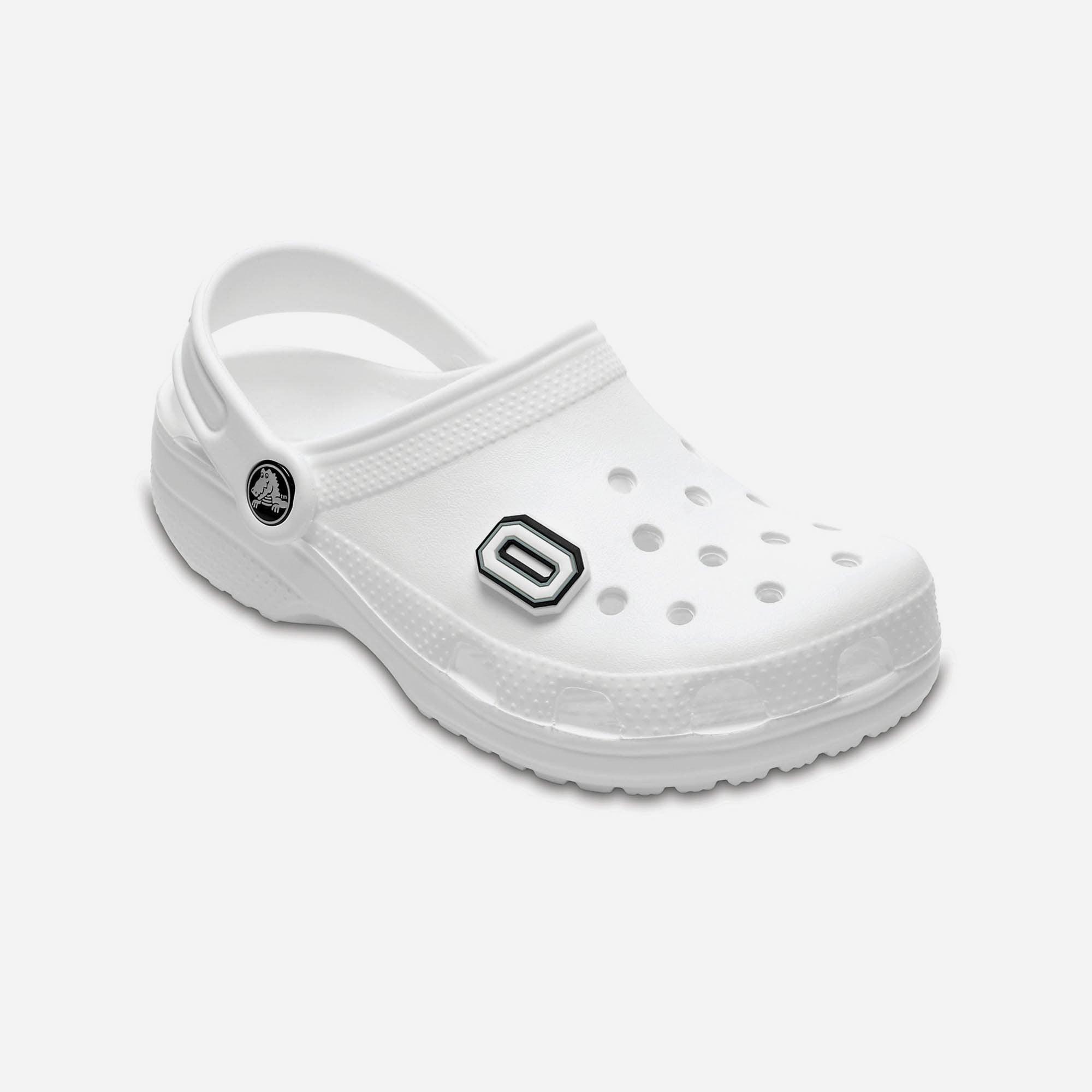 Huy hiệu jibbitz Crocs Letter O - 10007008