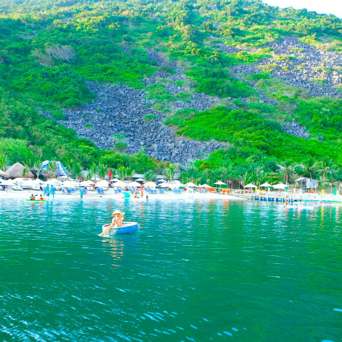 Tour Nha Trang - Ốc Đảo Robison Một Ngày Không Thể Quên . Khởi Hành Hàng Ngày